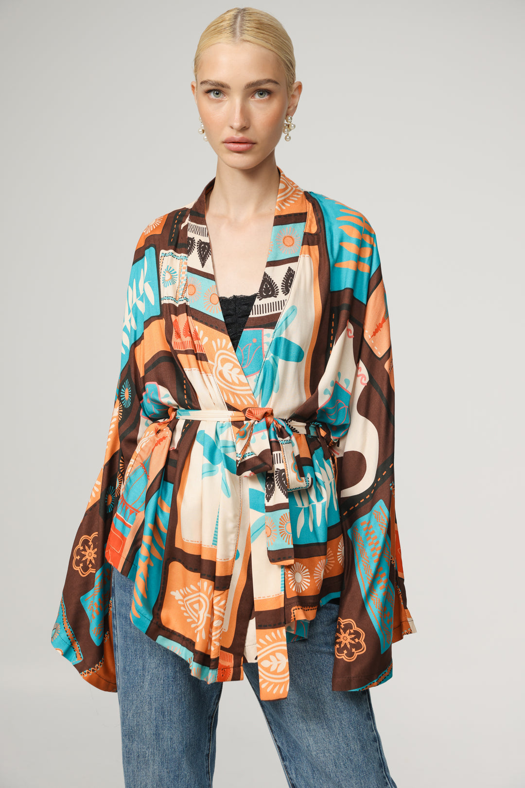 Graphic Short Kimono