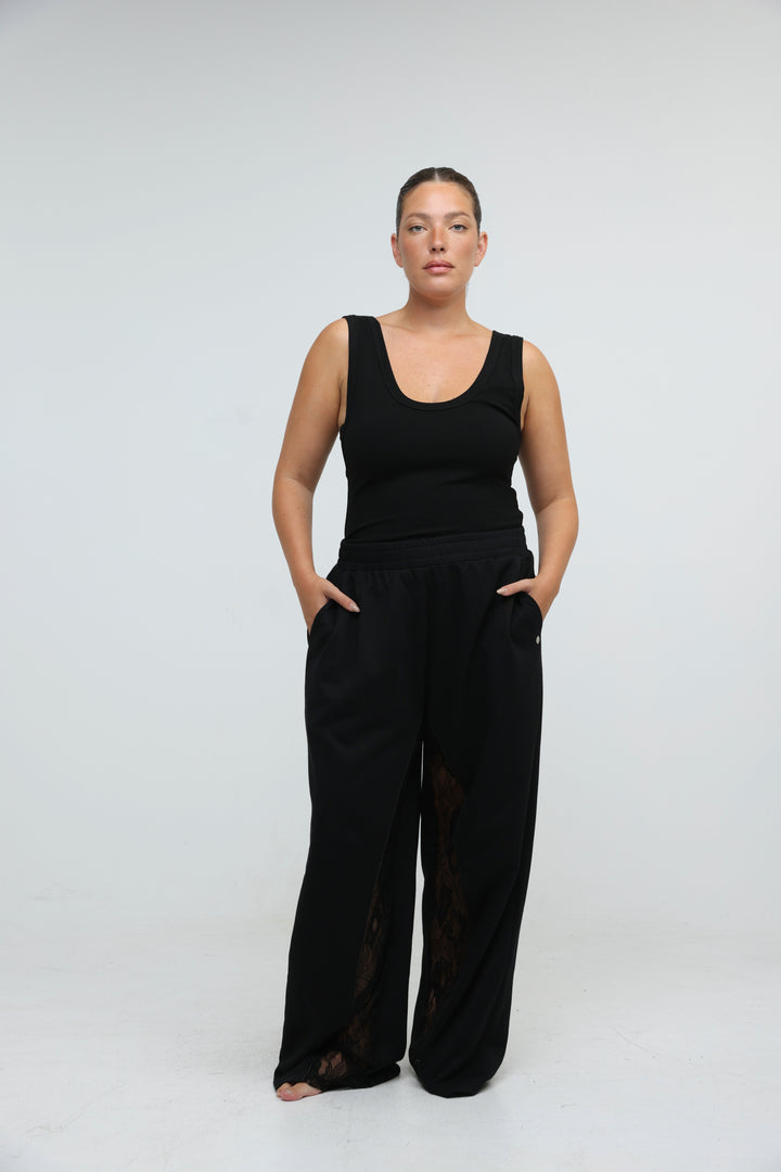 Saba07 Black Tank