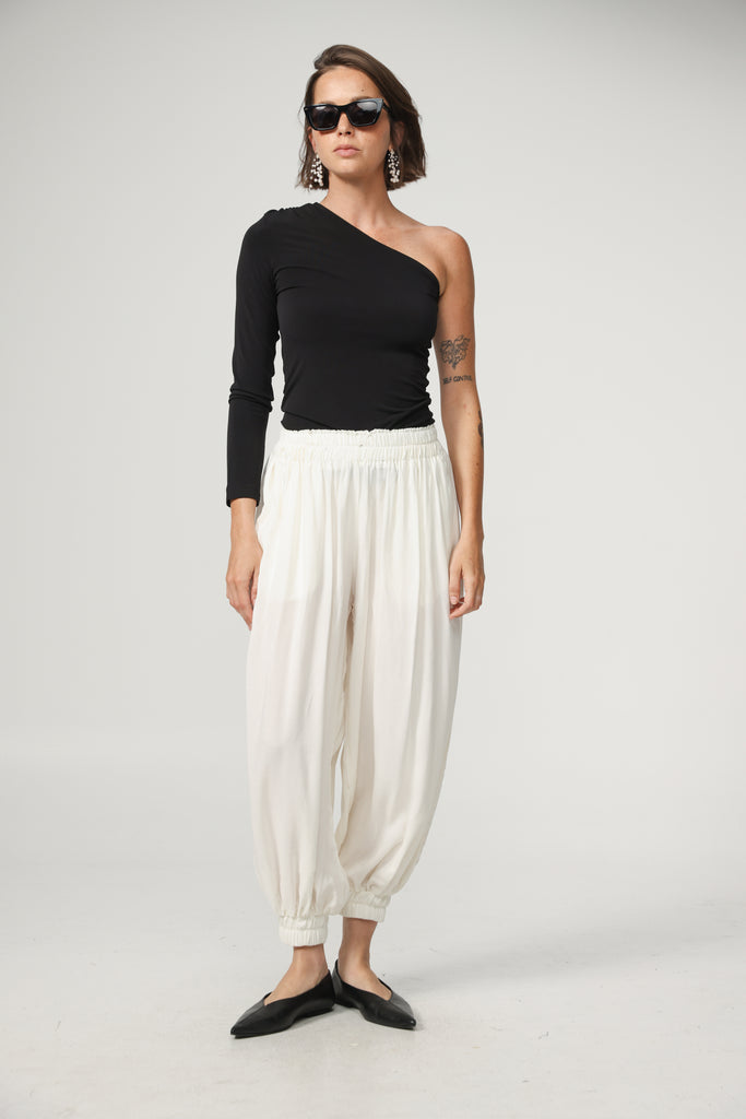 【美品】nagonstans Square Swim Balloon Pants Balloon Cream Bottoms – SEESTARZ