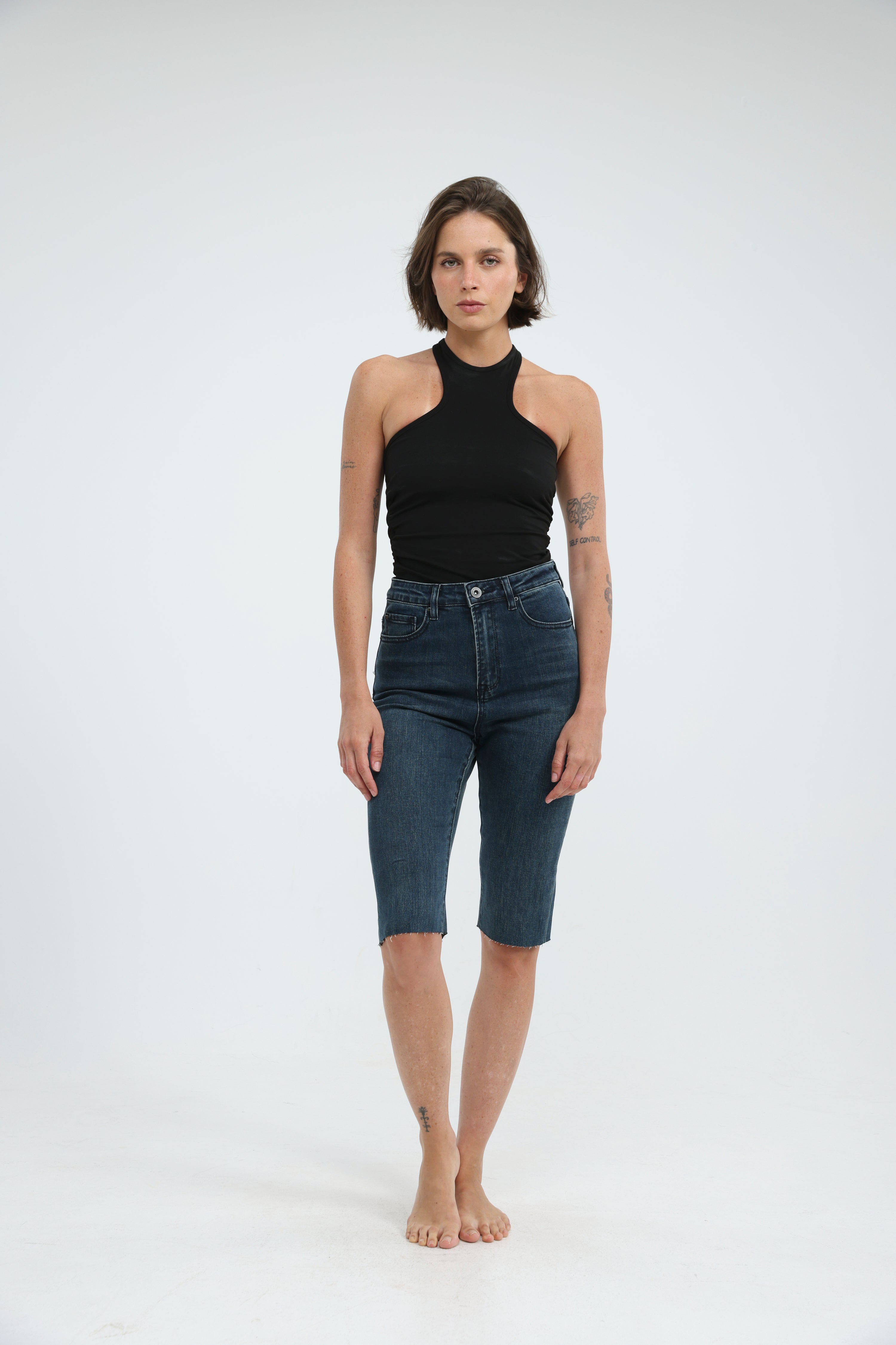 Clean44 Black Tank – SEESTARZ