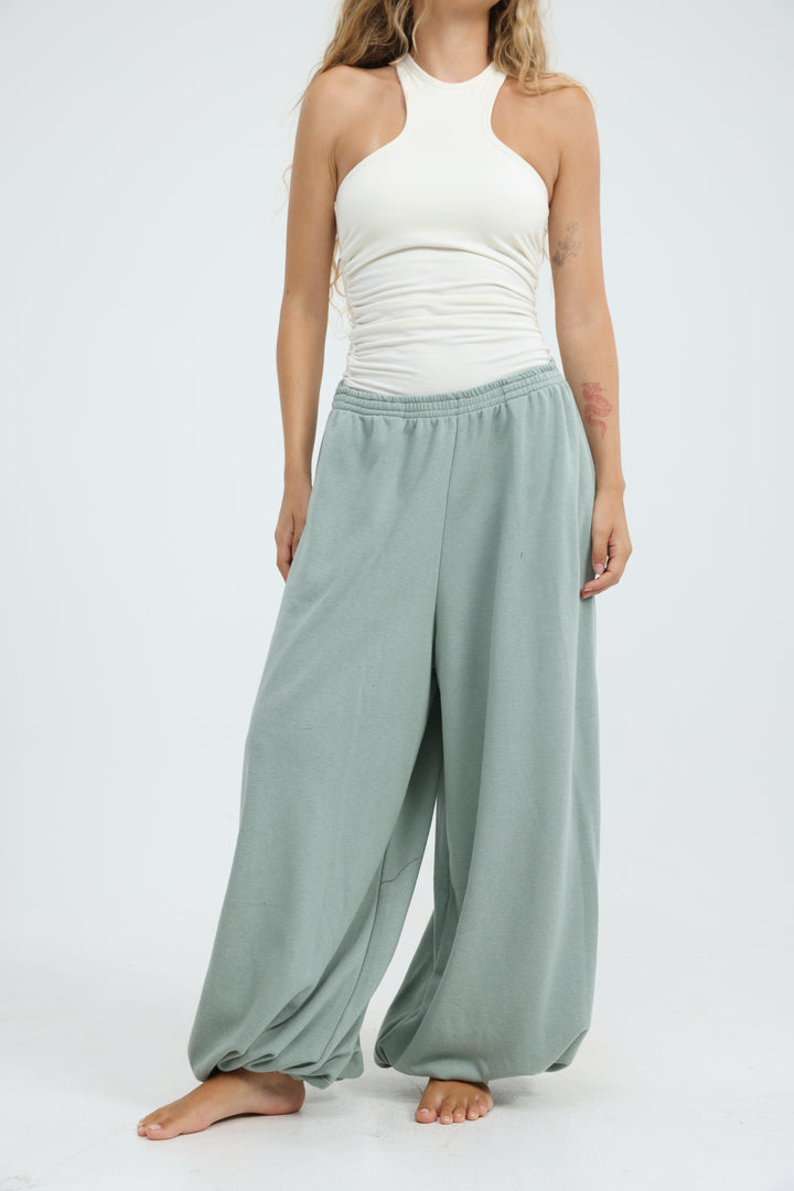 Clean40 Green Balloon Joggers
