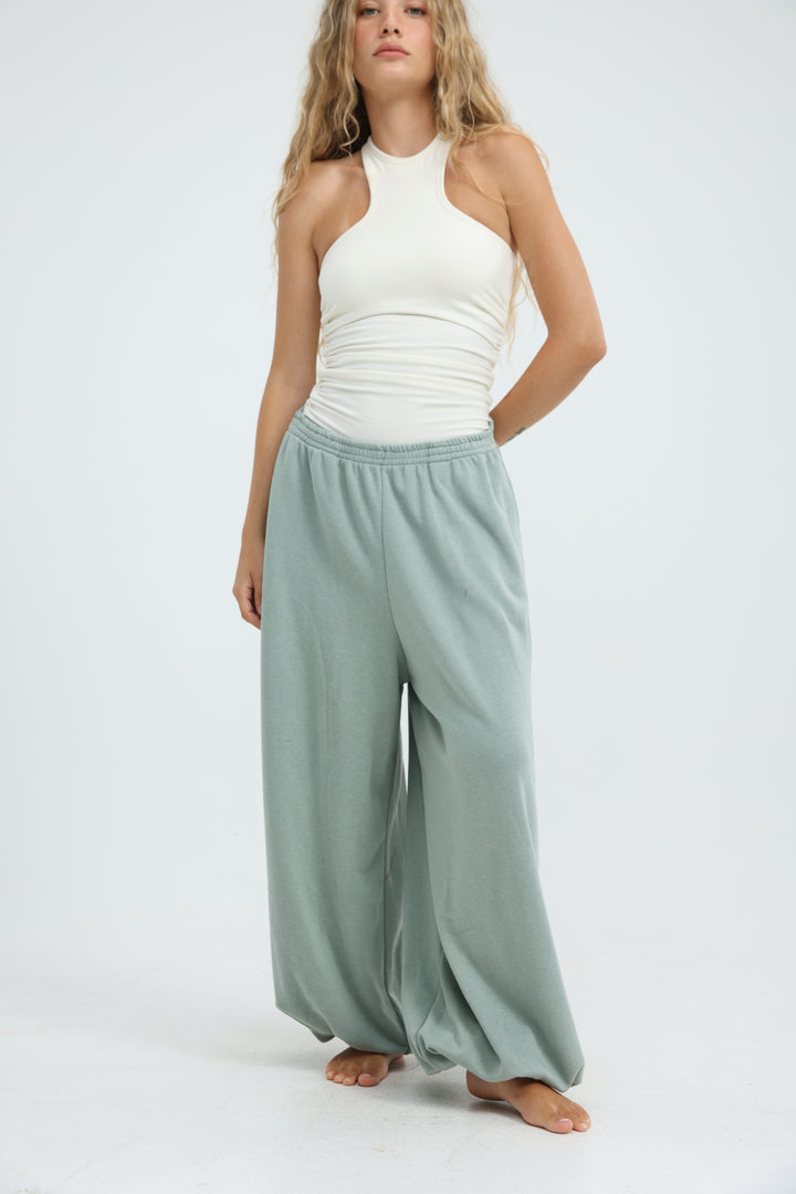 Clean40 Green Balloon Joggers