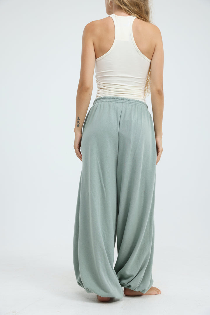 Clean40 Green Balloon Joggers
