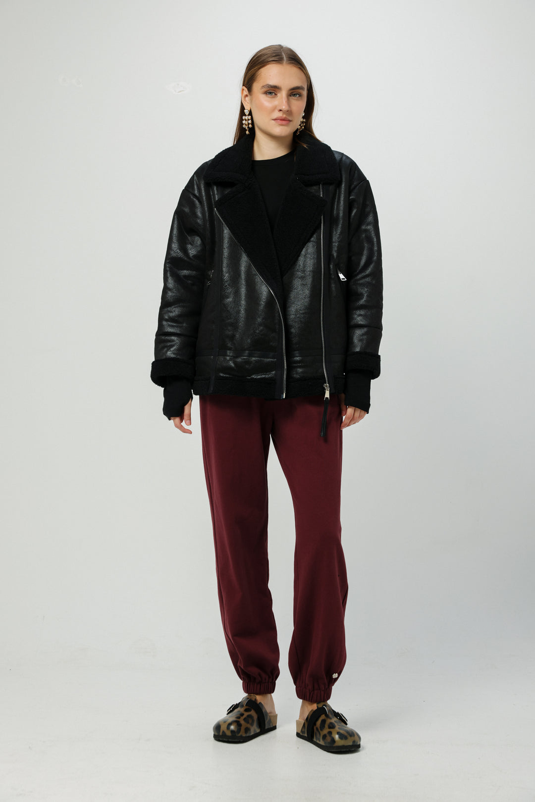 מעיל דמוי עור שחור נשים Faux Leather Black Coat