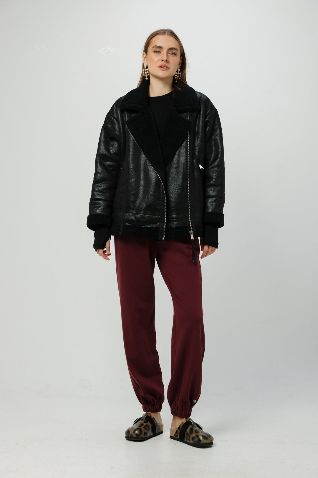 מעיל שחור דמוי עור לנשים Faux Leather Black Coat