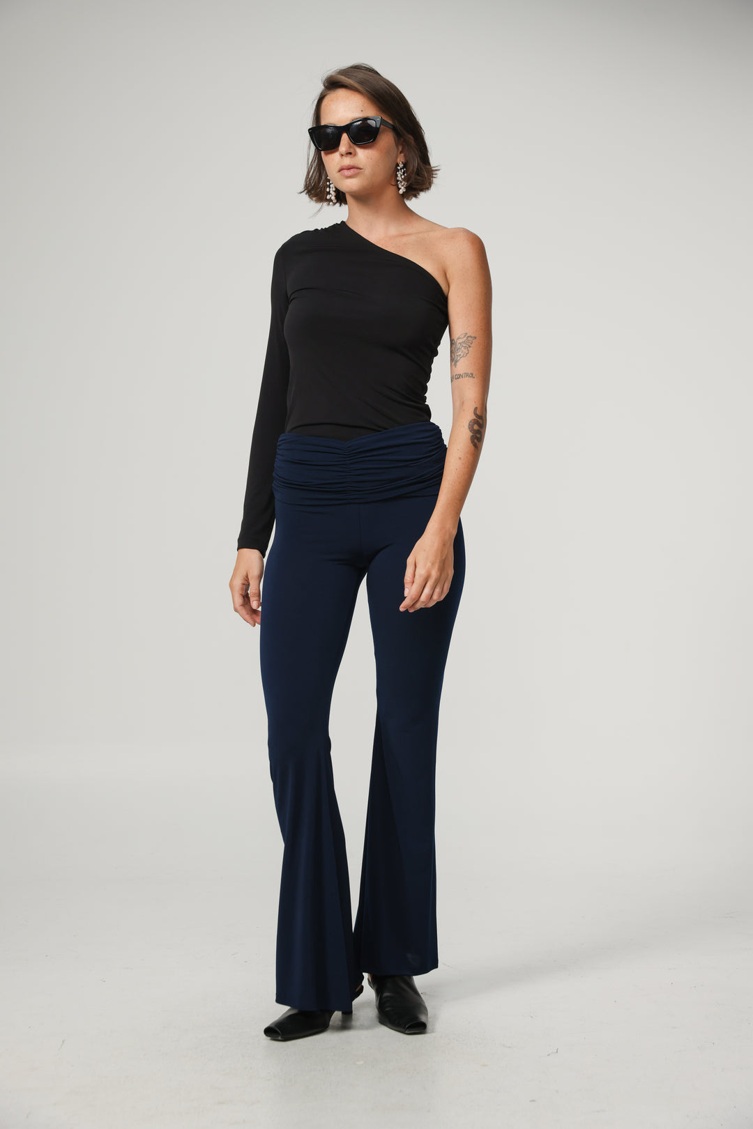 Gathered Waist Navy Flare Leggings