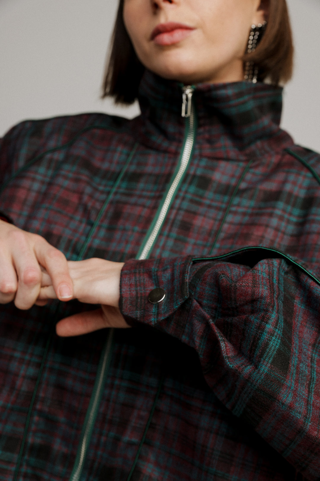 ג'קט משובץ ארוך Bima Plaid Bomber Jacket