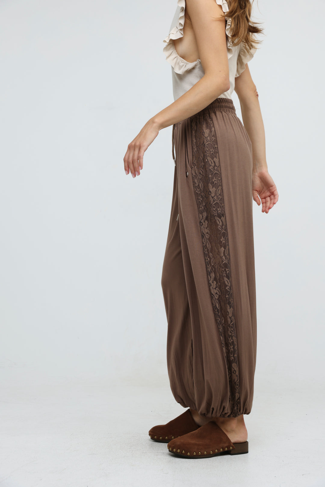 Wander Brown Joggers