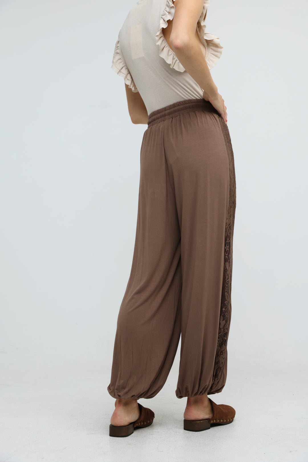 Wander Brown Joggers