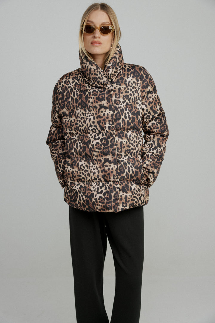 מעיל מנומר סיסטרז Quilted Leopard Coat