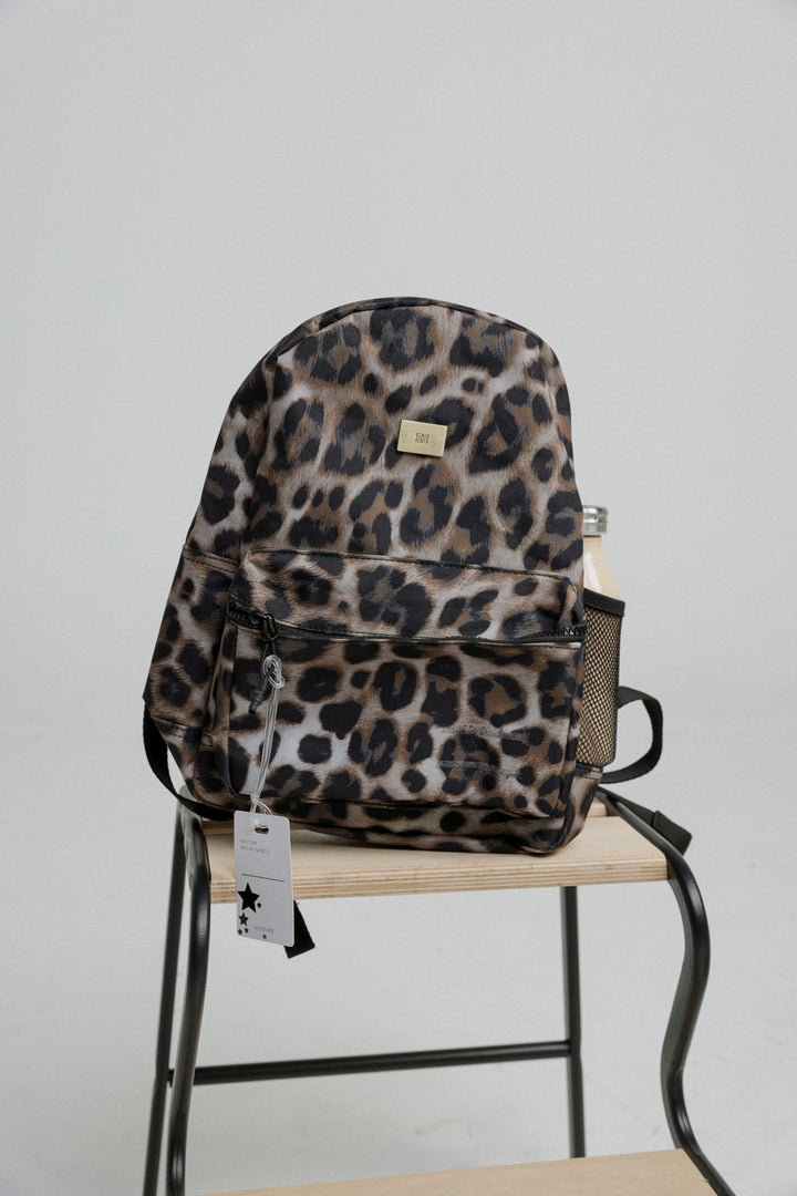 תיק מנומר קל משקל ונוח לילדים Leopard Kids Backpack
