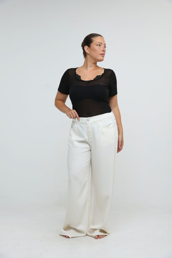 Saba08 White T-Shirt
