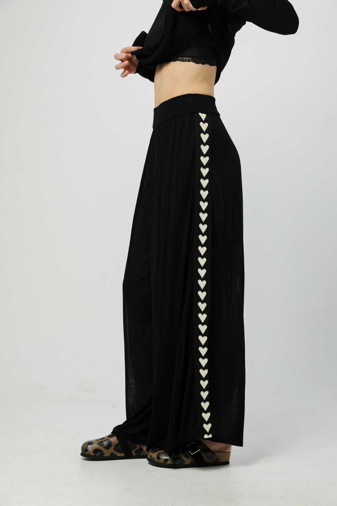 Moment Black/Hearts Wide-Leg Bottoms