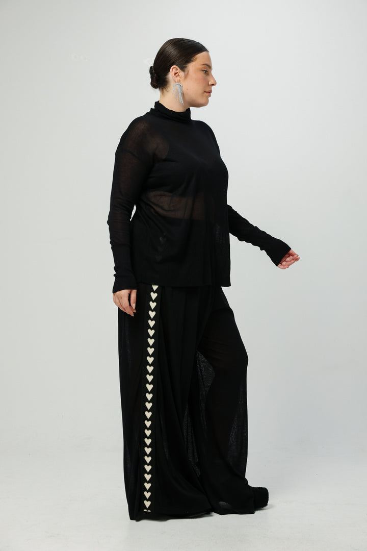 Moment Black/Hearts Wide-Leg Bottoms