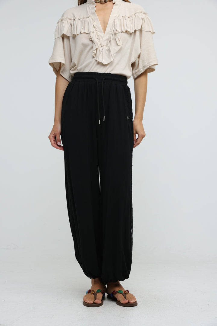 Wander Black Joggers