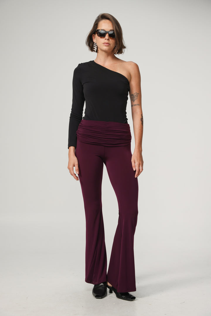 Gathered Waist Plum Flare Leggings