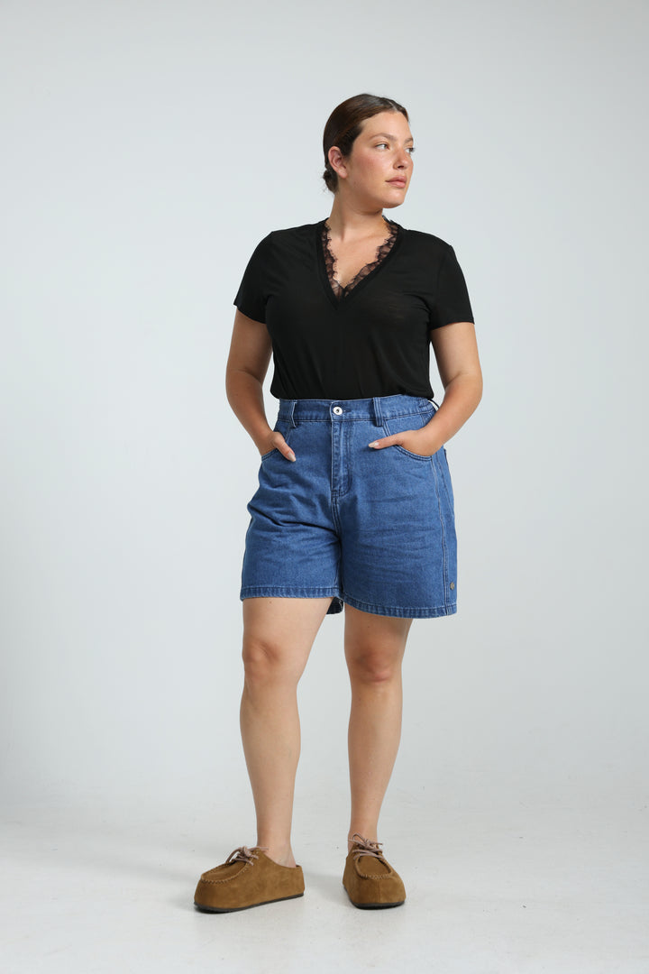 Guri Black Dots Denim Shorts