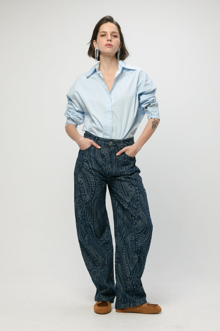 Classic Light Blue Buttoned Shirt