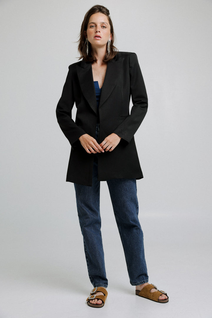 בלייזר שחור לנשים Slim Black Blazer סיסטרז