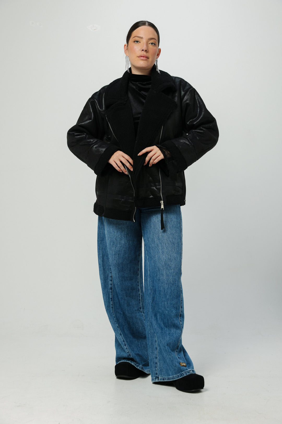 מעיל דמוי עור שחור מידות גדולות Faux Leather Black Coat