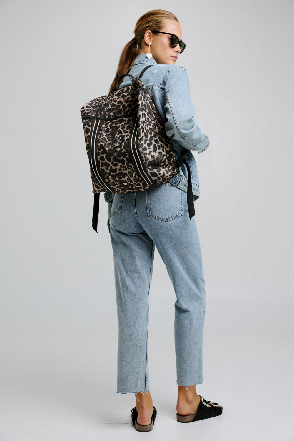 תיק גב מנומר אופנתי Leopard Backpack 