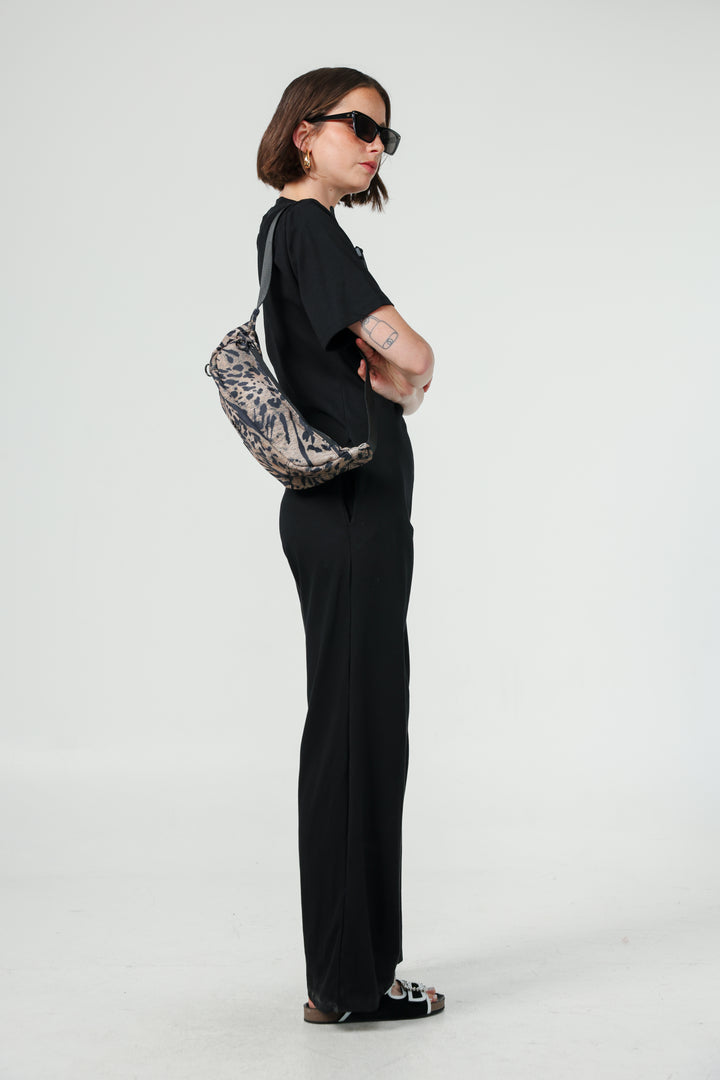 EE Light Leopard Belt Bag תיק חגורה בגוון מנומר בהיר
