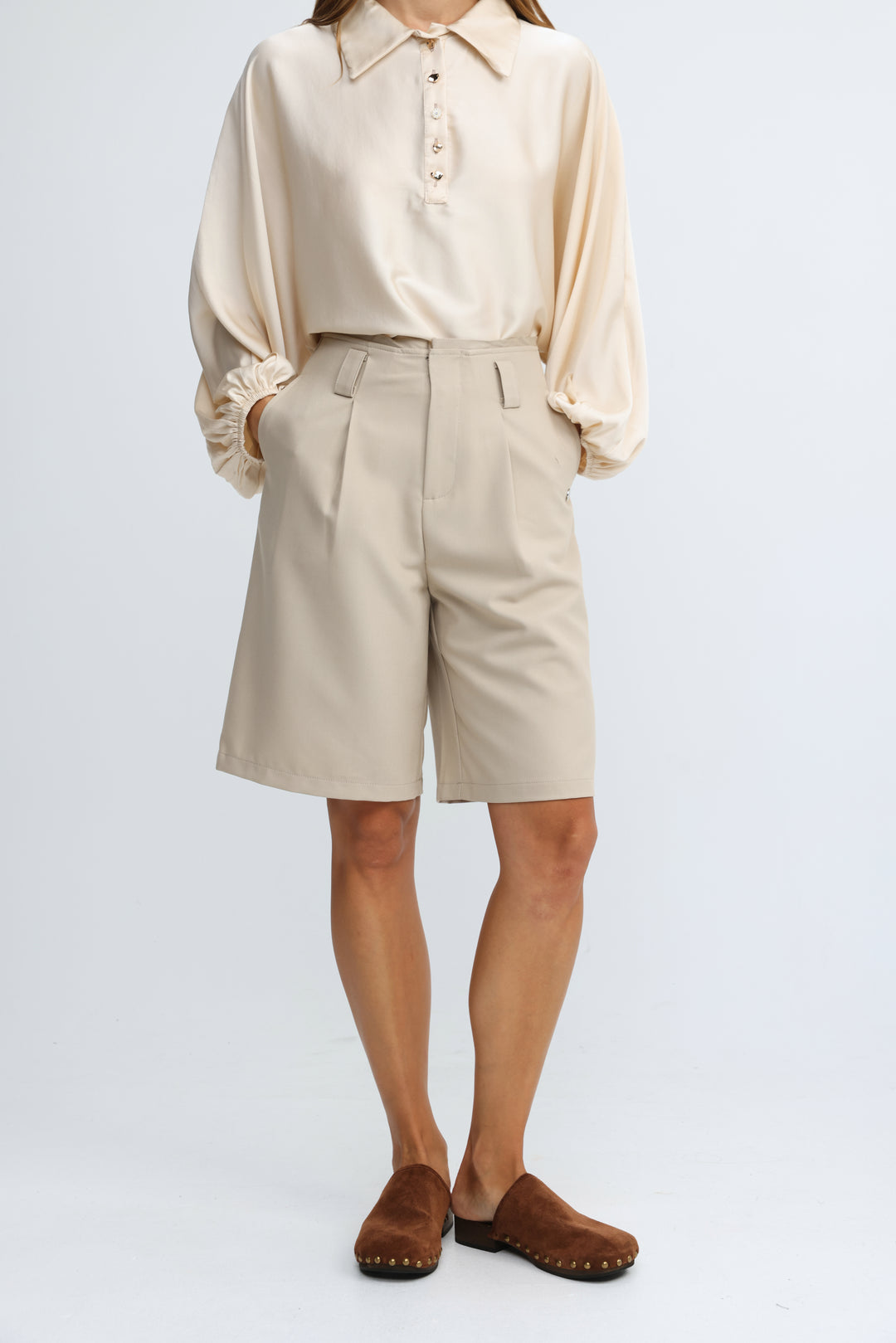 Pleated Tailored Beige Bermuda Shorts