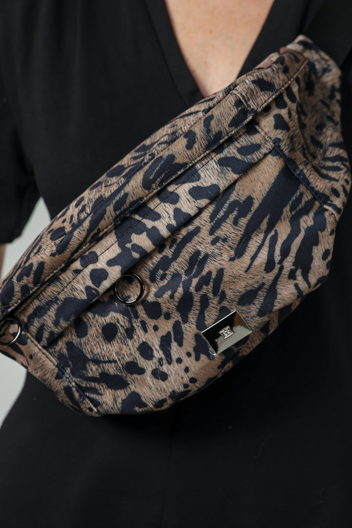 פאוץ' מנומר סיסטרז EE Light Leopard Belt Bag 