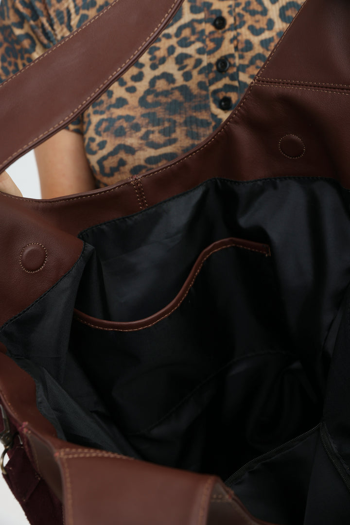 Museum Wine Bag