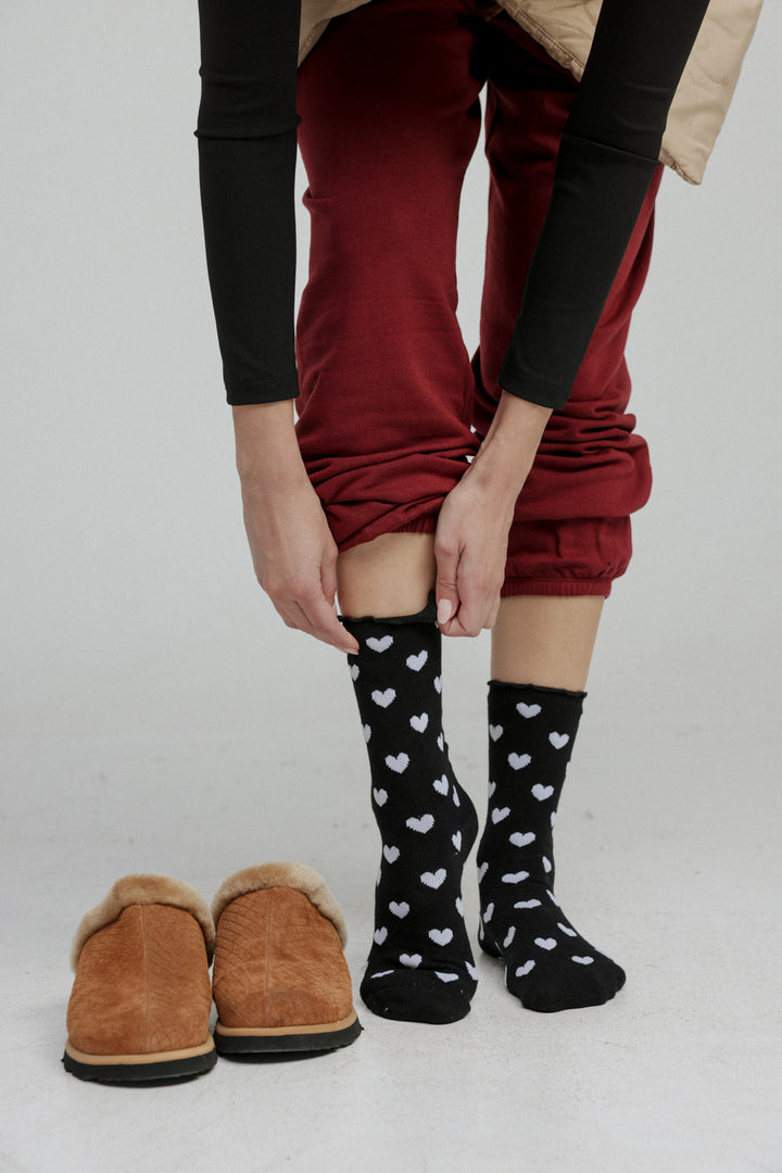 EE Black Hearts Socks