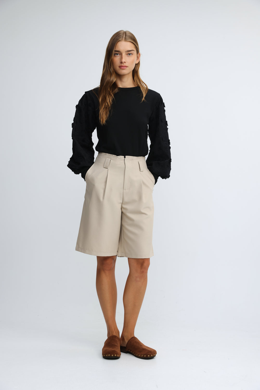 Presentation Black Shirt
