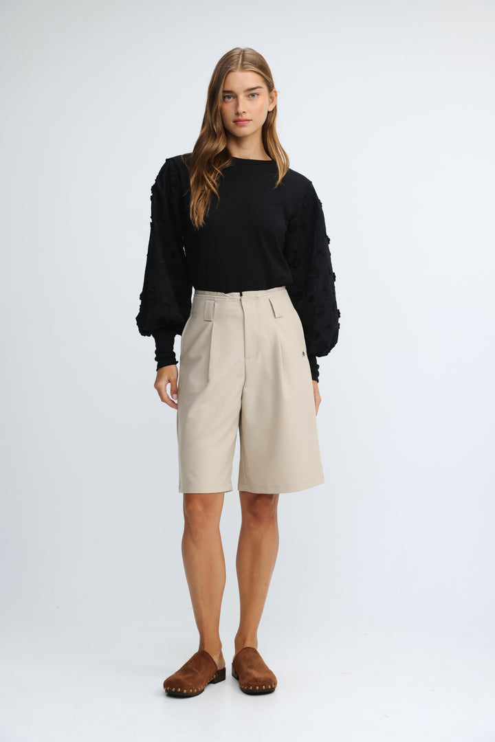 Presentation Black Shirt