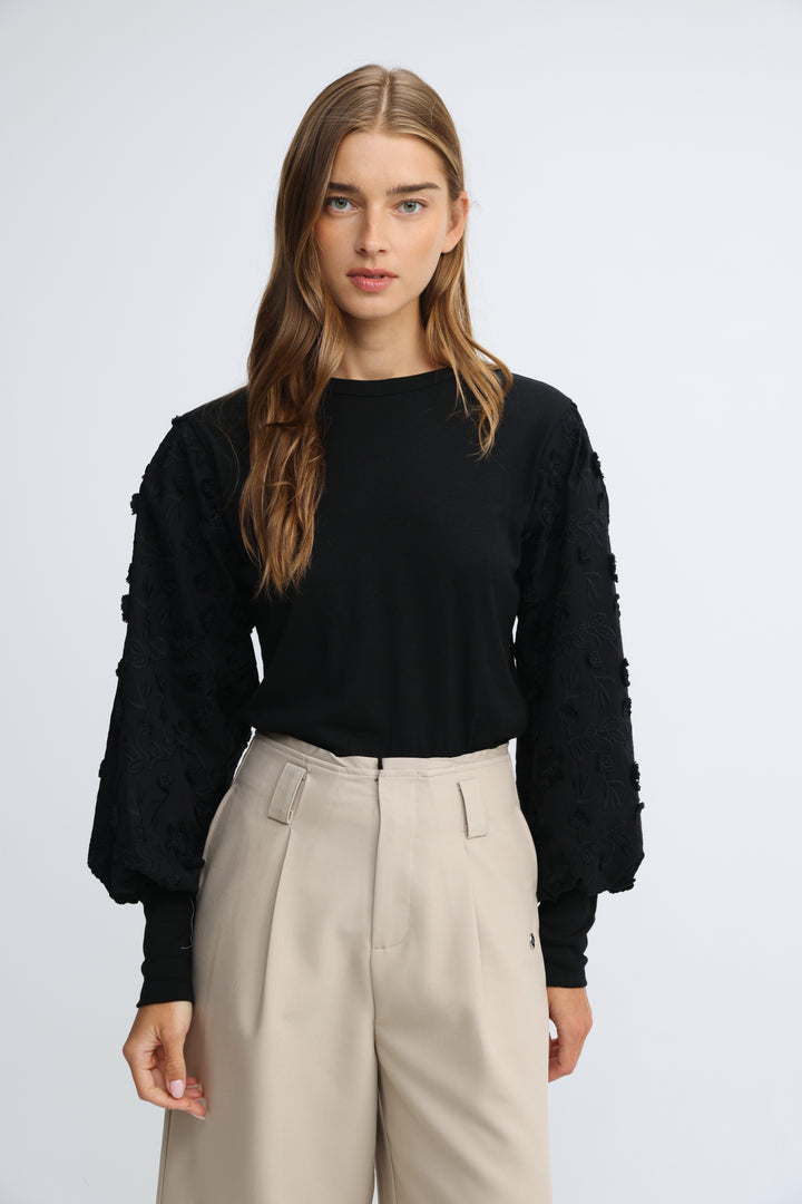 Presentation Black Shirt