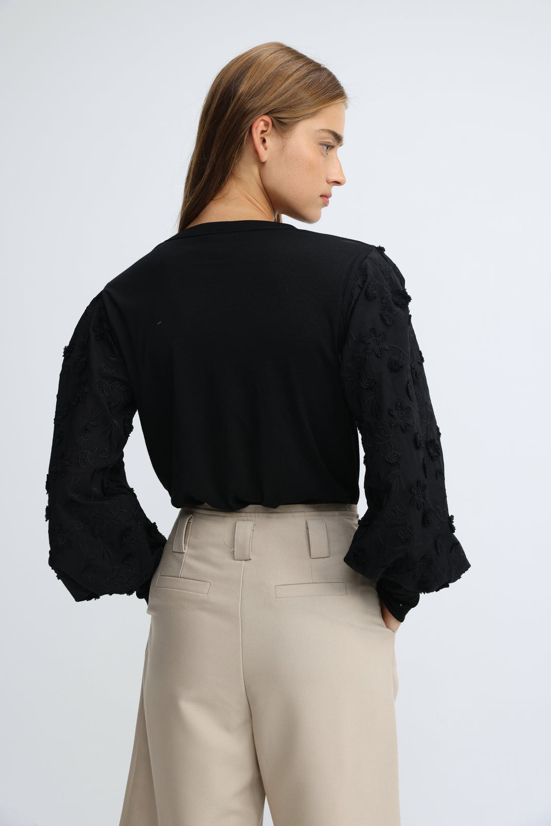 Presentation Black Shirt