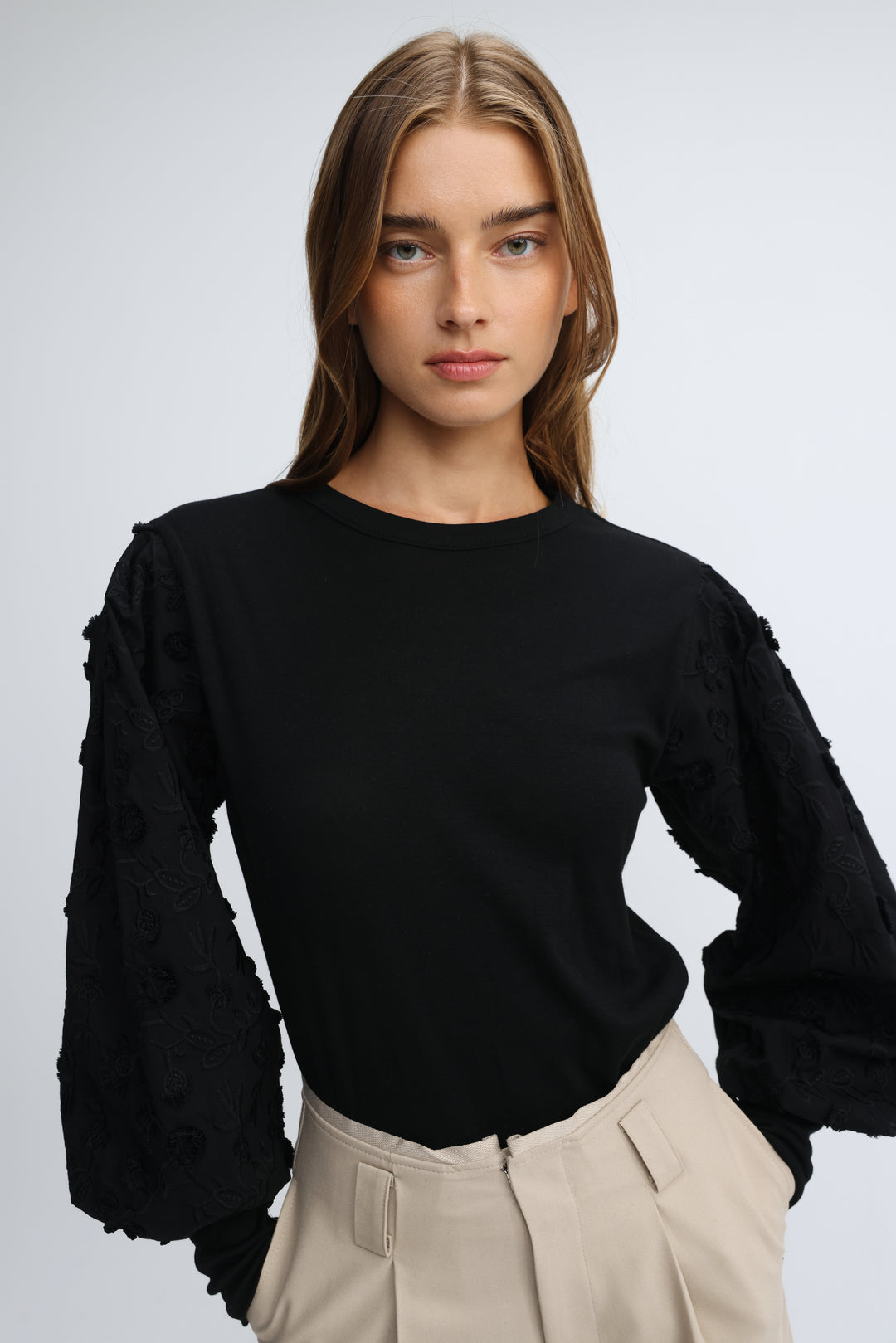 Presentation Black Shirt