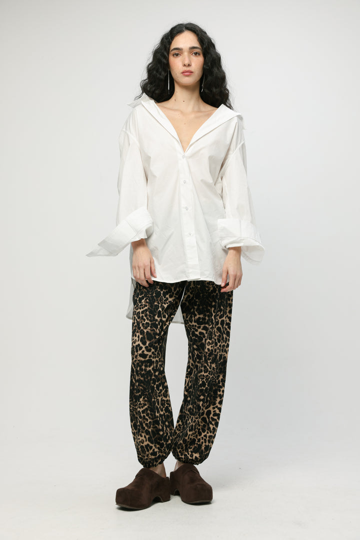 Oversized White Buttoned Shirt