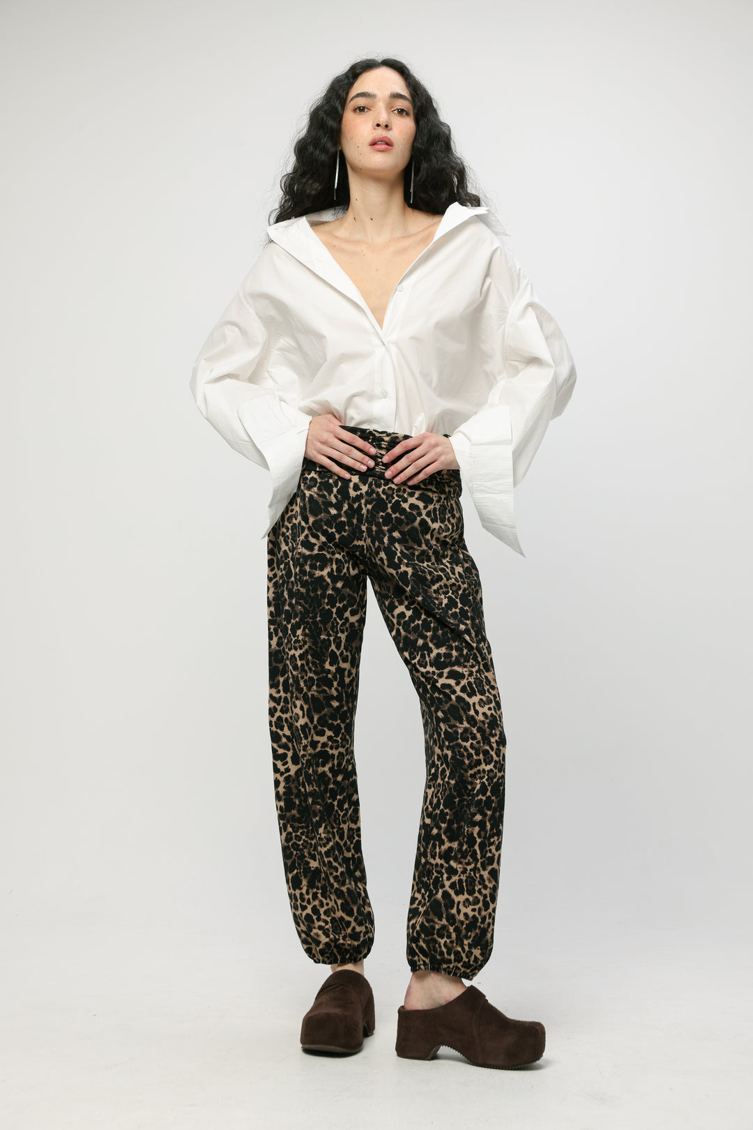 Oversized White Buttoned Shirt