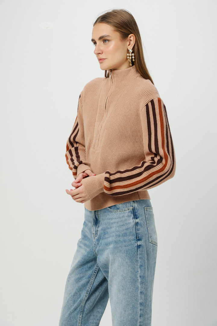 Safe Camel Sweatshirt