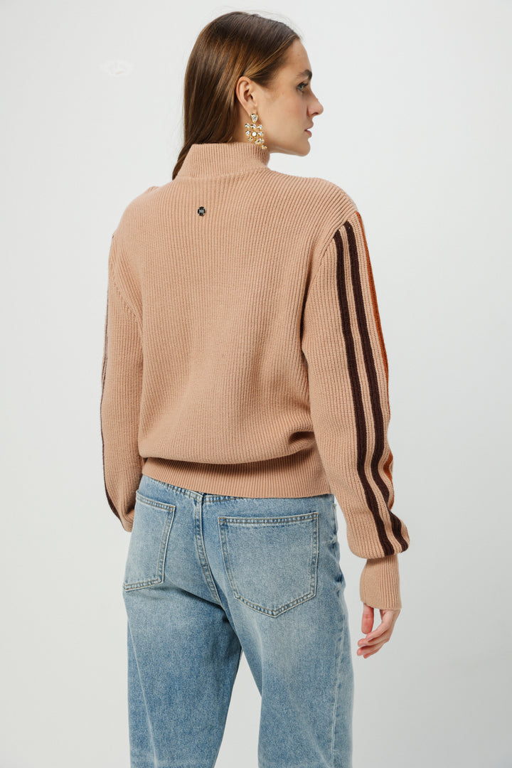 Safe Camel Sweatshirt