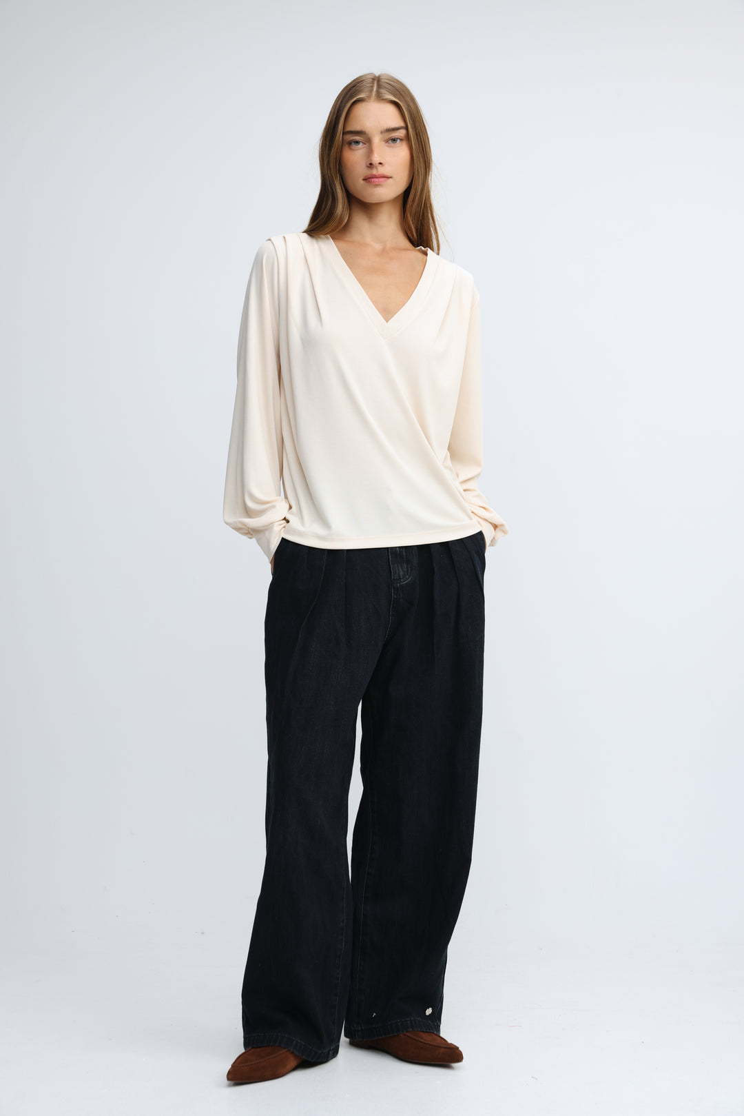 Just V Cream Shirt