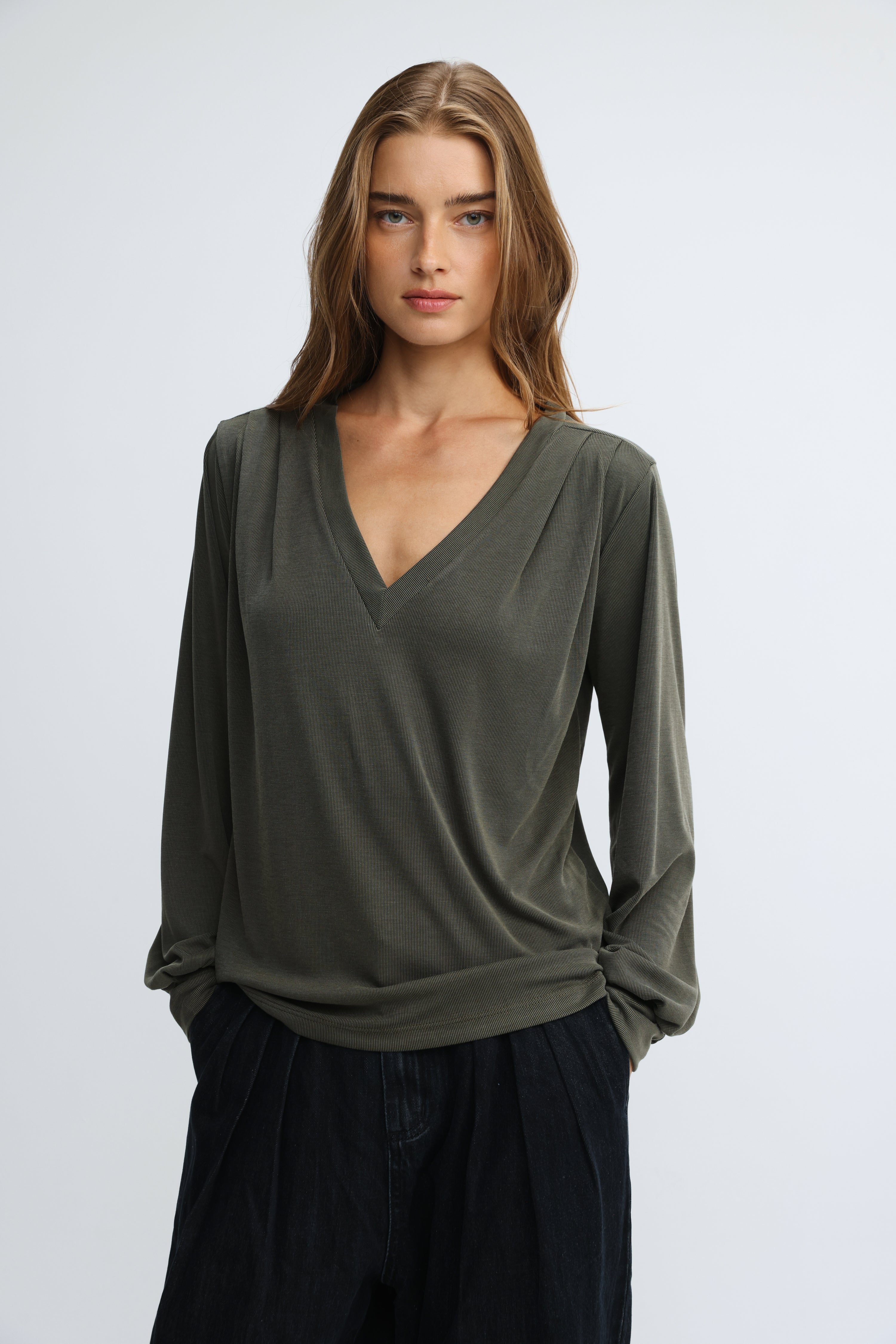 Just V Olive Green Shirt – SEESTARZ