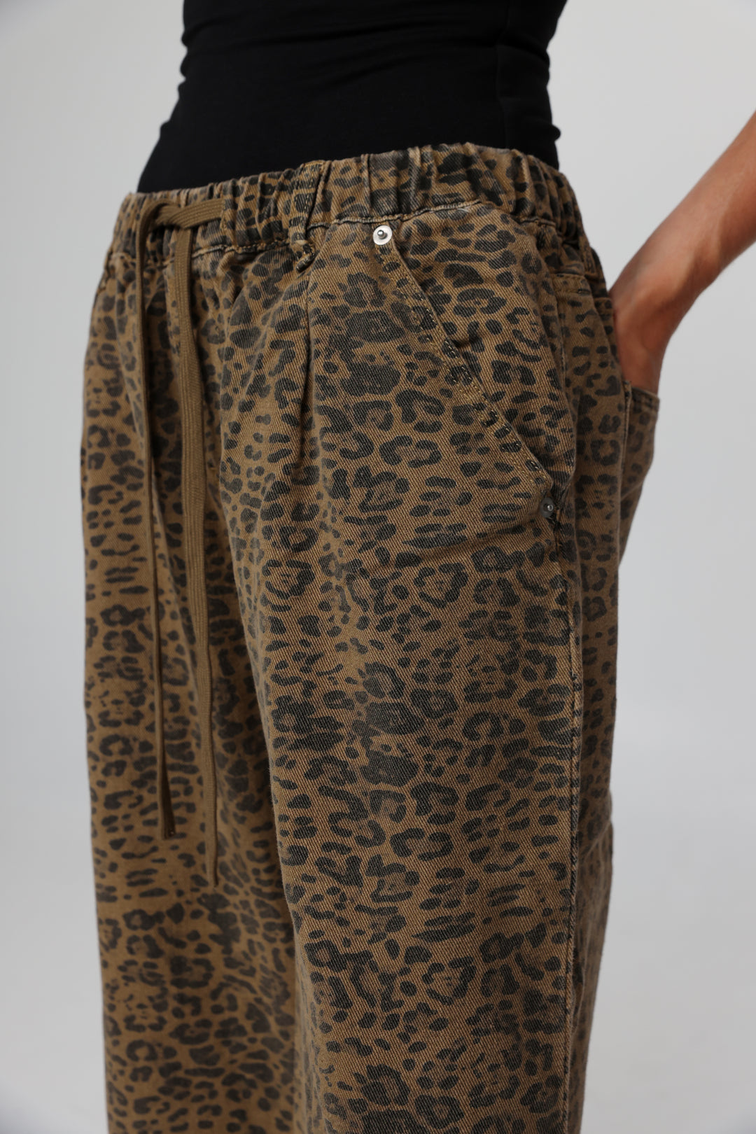 Sheinkin Leopard Wide Denim