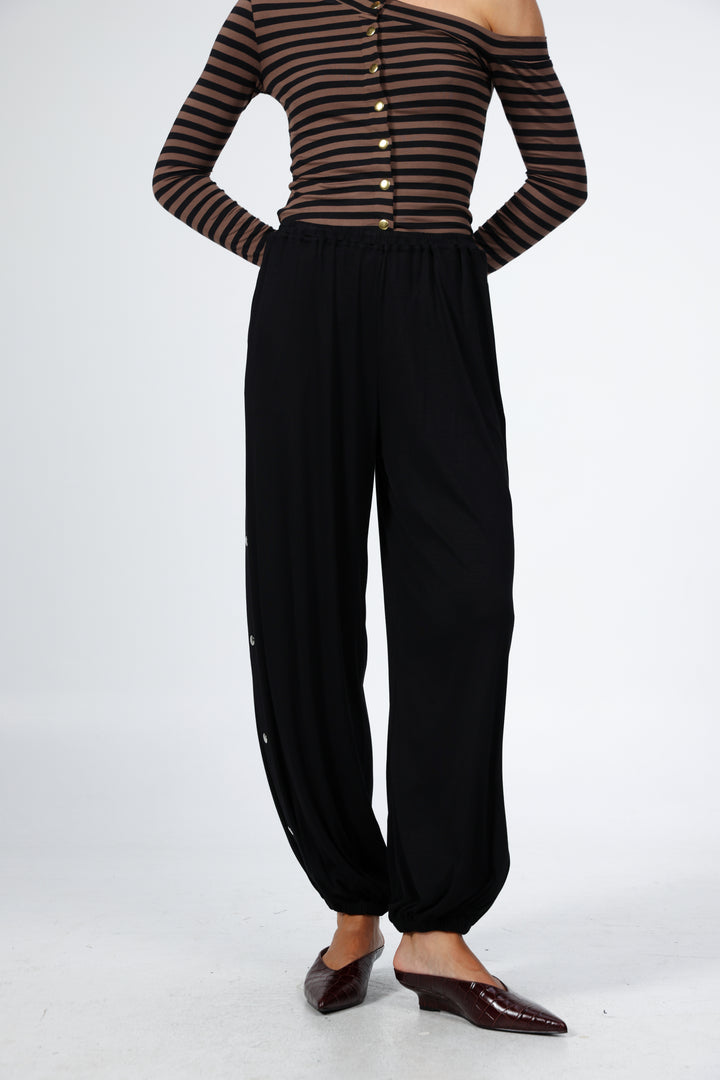 Swan Black Snap Joggers