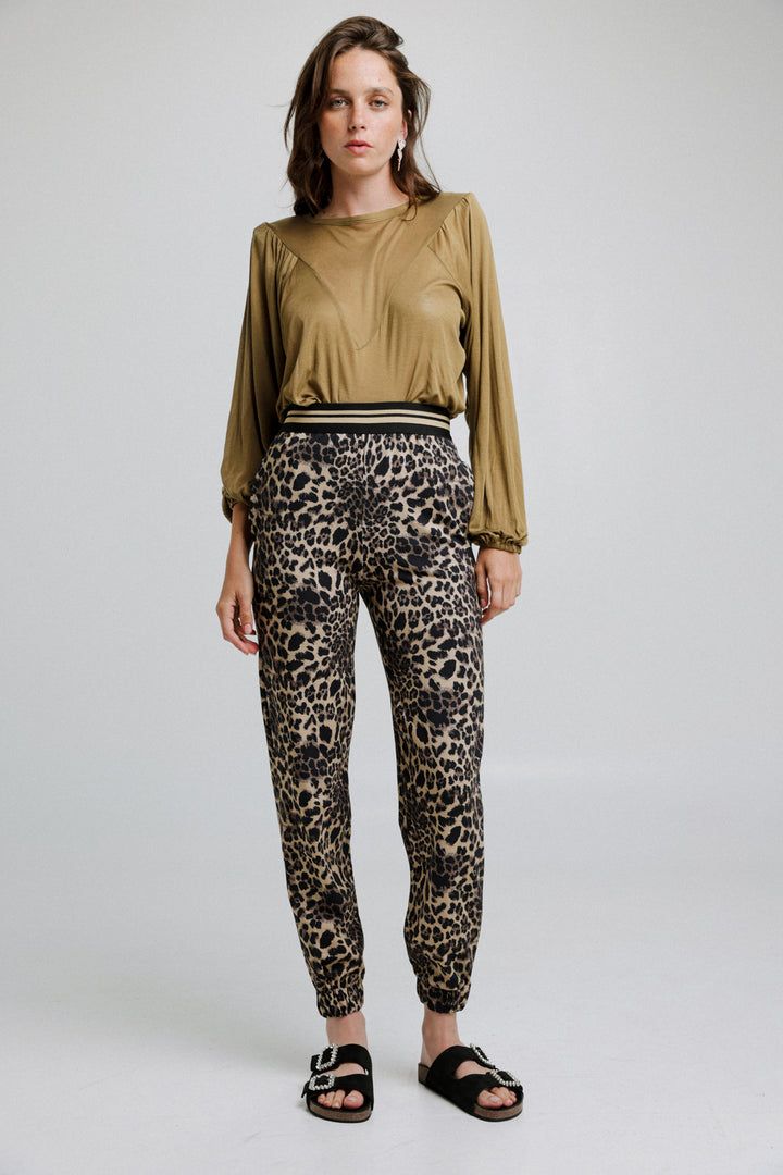 Jump Leopard Joggers