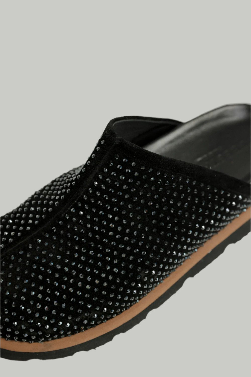 DNA No.20 Black Mules