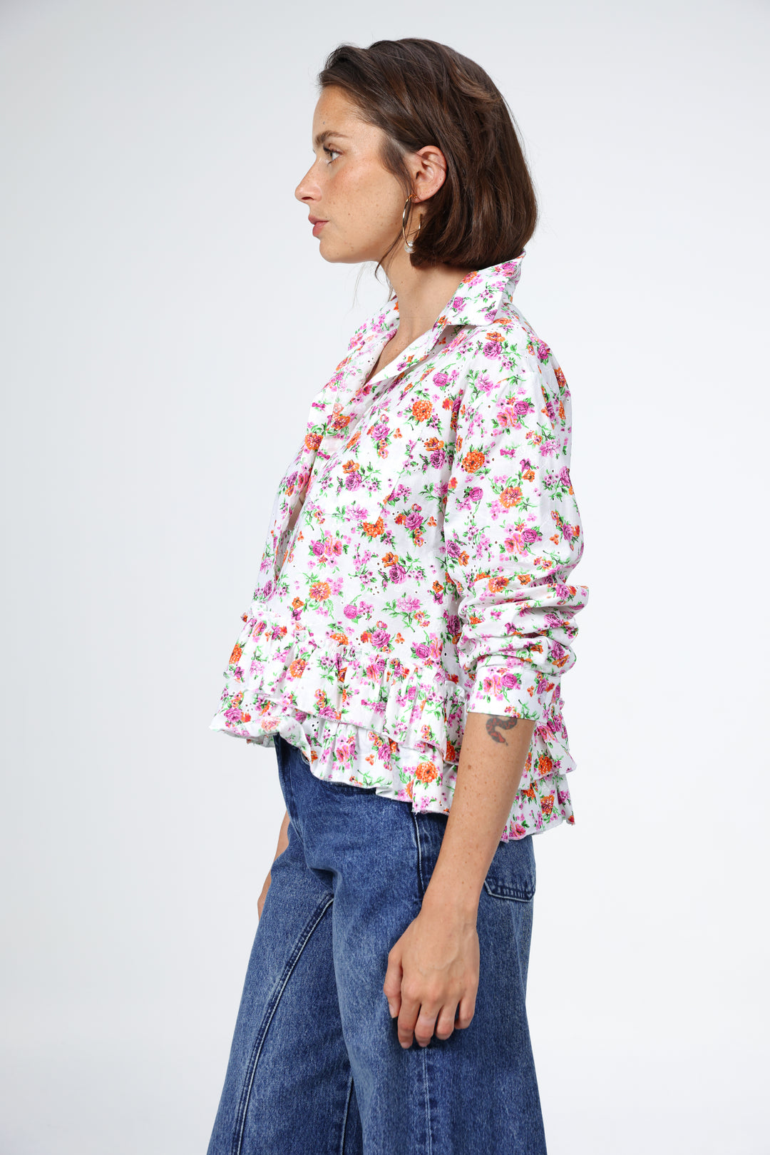 חולצה פרחונית שרוול ארוך עם קפלים Ruffle Floral Buttoned Shirt 
