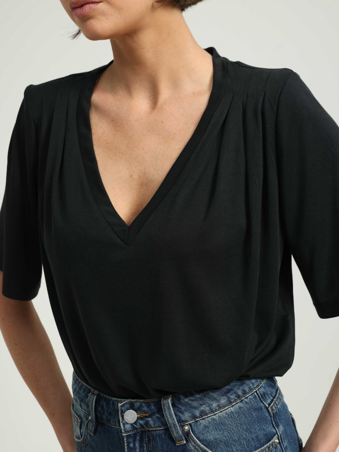 Vivoosh Black T-Shirt