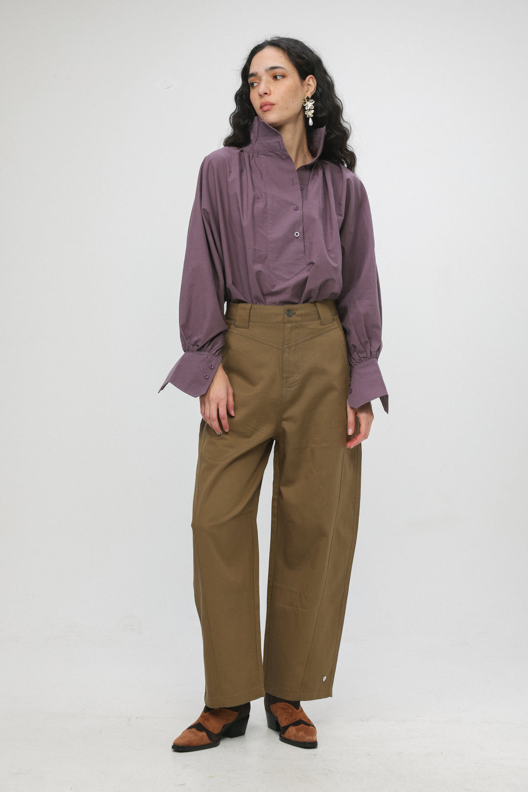 Volume Plum Balloon Blouse