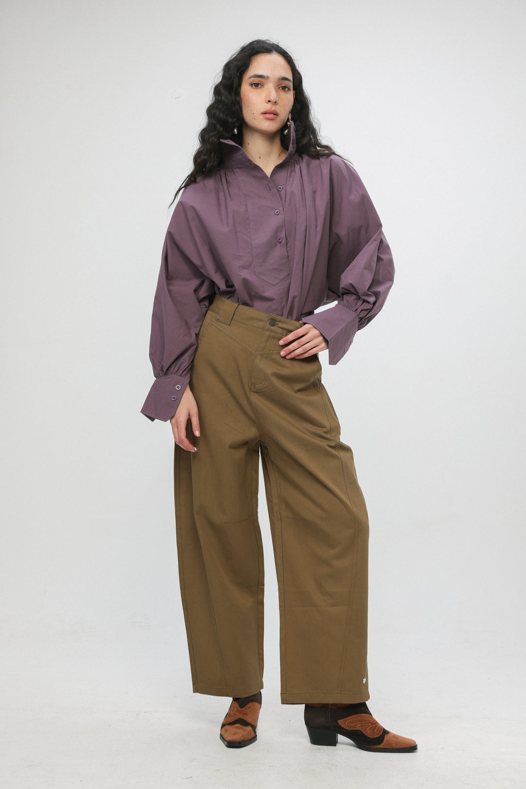Volume Plum Balloon Blouse