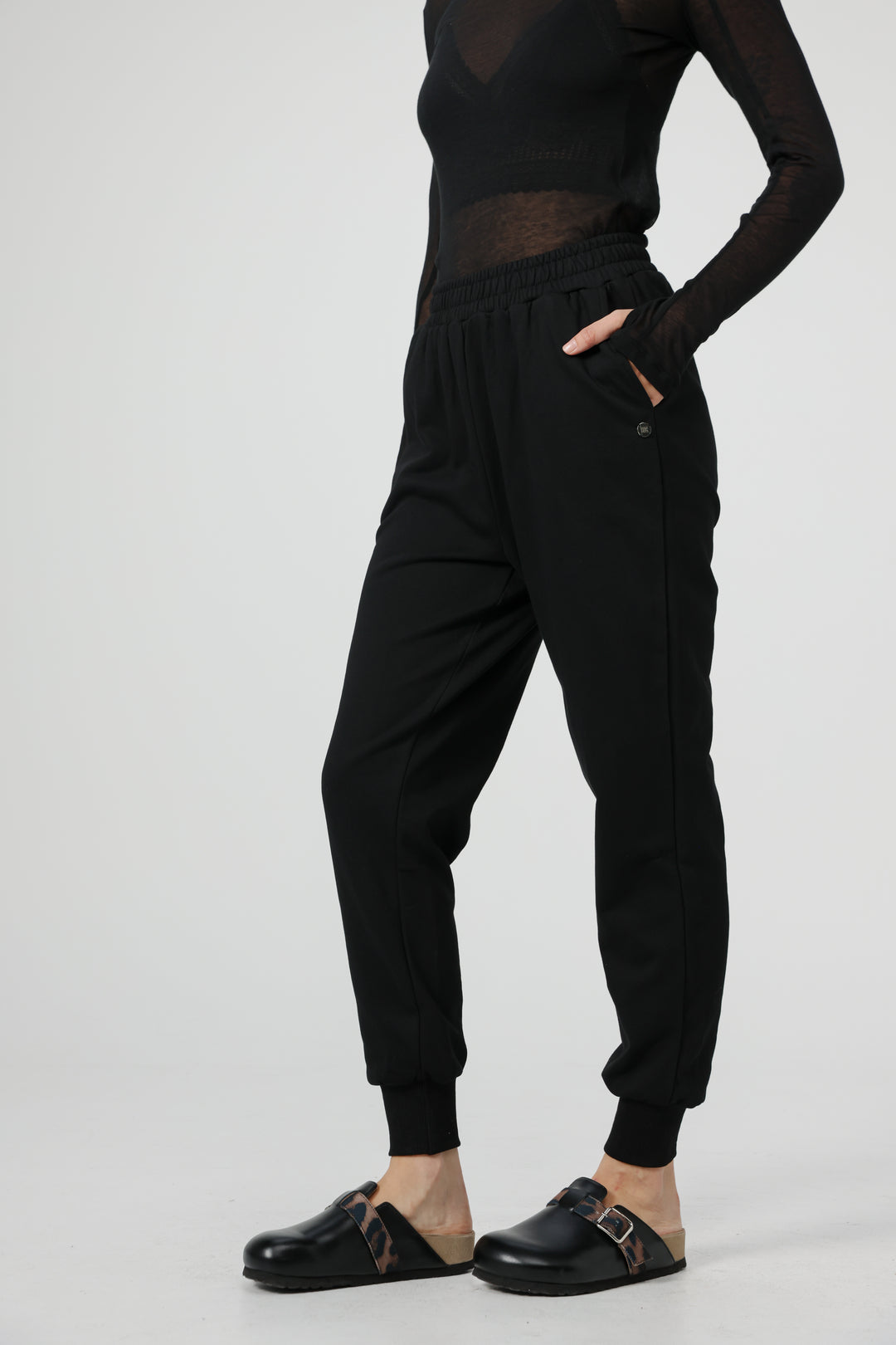 Comfort Black Joggers